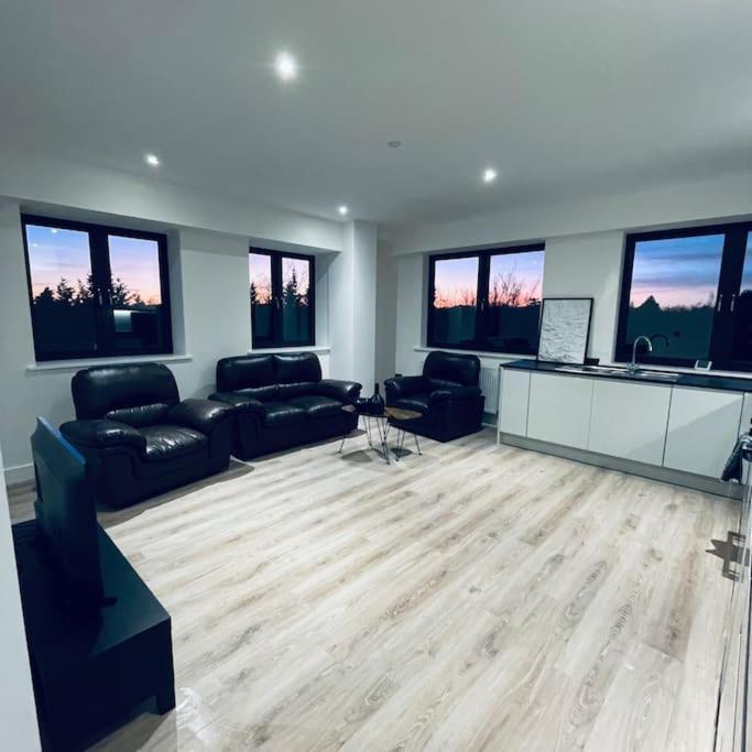 New One Bedroom Luxury Apartment In Solihull Exteriér fotografie
