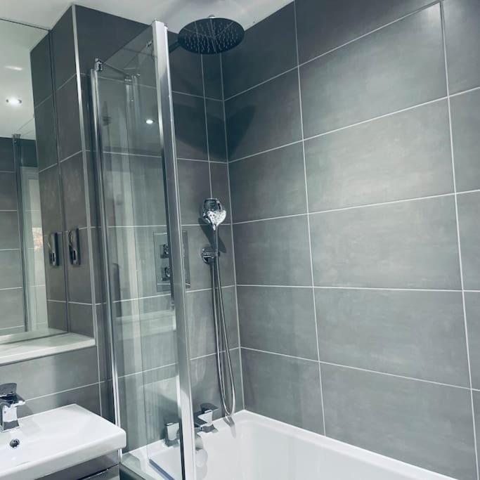New One Bedroom Luxury Apartment In Solihull Exteriér fotografie